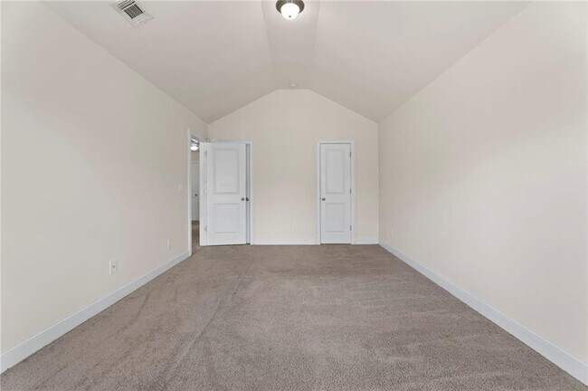 Building Photo - 165 Regency Pl