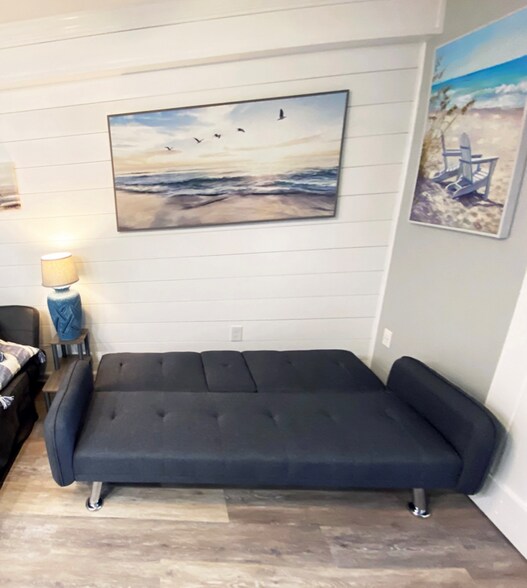 Building Photo - 504 Robin Dr