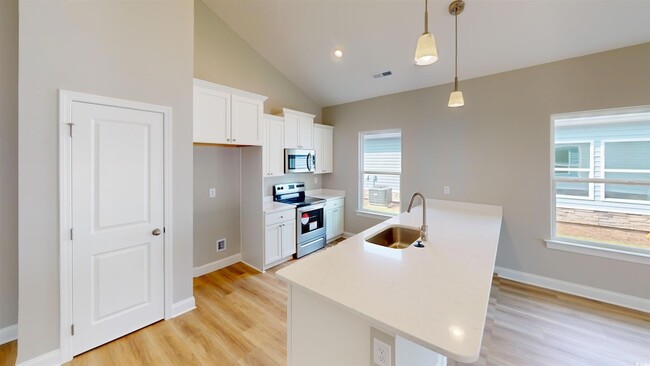 Building Photo - 1052 Moen Lp