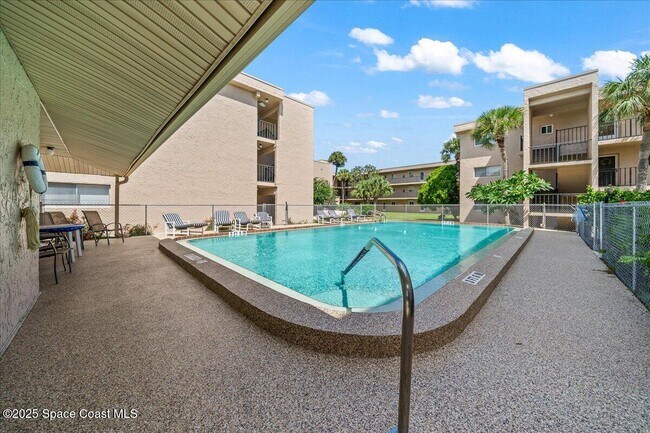 Building Photo - 3150 N Harbor City Blvd