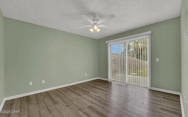 Building Photo - 9030 Houston St