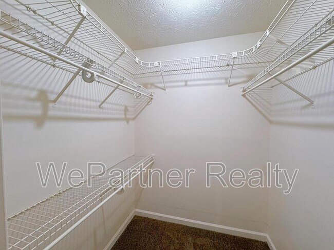 Building Photo - 7416 Dartmouth Ct