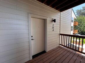 Building Photo - Only $99 Deposit! Brand new studio and 1 b...