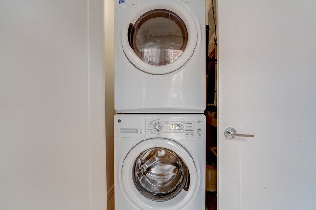 Building Photo - 30 Florida Ave NW