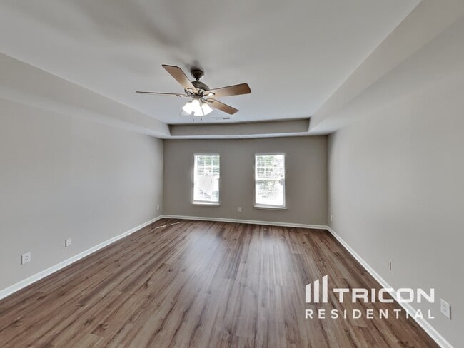 Building Photo - 6456 Fishing Pond Ct