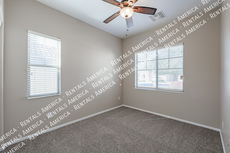 Building Photo - 17033 W Sonora St