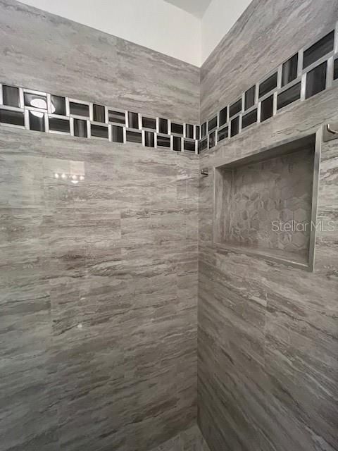 Building Photo - 8674 Abbotsbury Dr