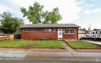 Building Photo - This newly renovated property is now avail...