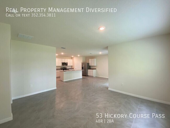 Building Photo - Lake Diamond North - Welcome Home