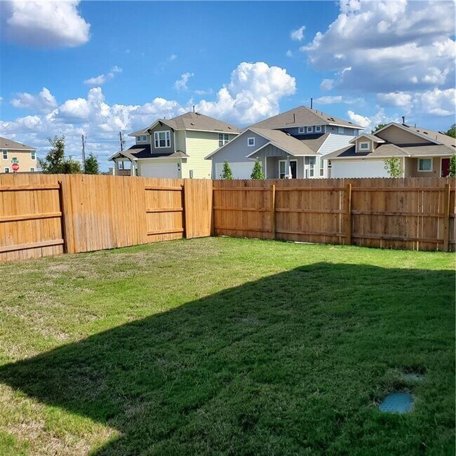 Building Photo - 108 Heather Glen Way