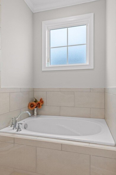 Building Photo - 7142 Tailgate Lp