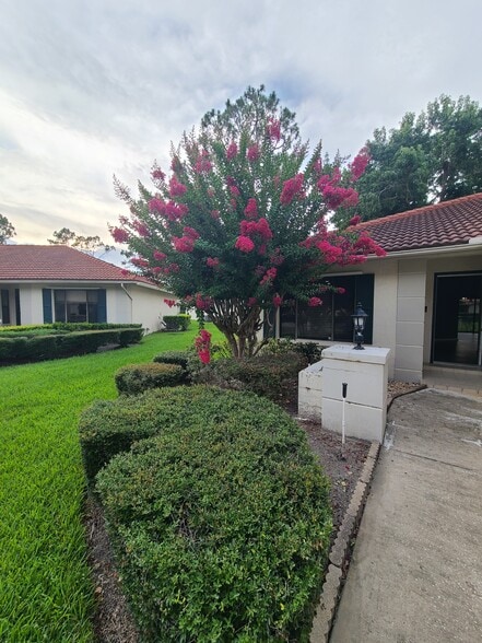 Building Photo - 18318 Aintree Ct