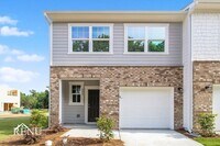 Building Photo - 3085 Calcutta St