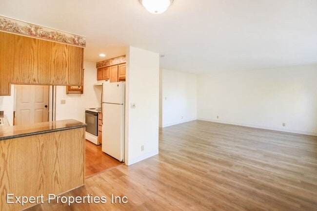 Building Photo - 3 br, 2.5 bath House - 622 Scenic Lane