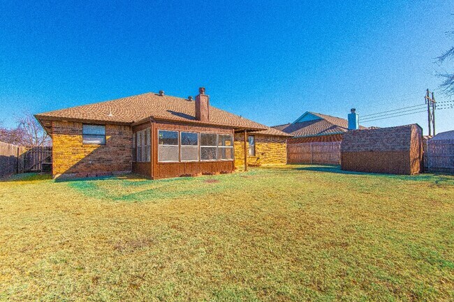 Building Photo - 8425 Timberwood Ln