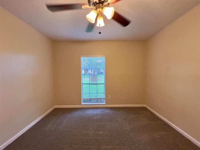 Building Photo - 17014 Forest Bend Ave