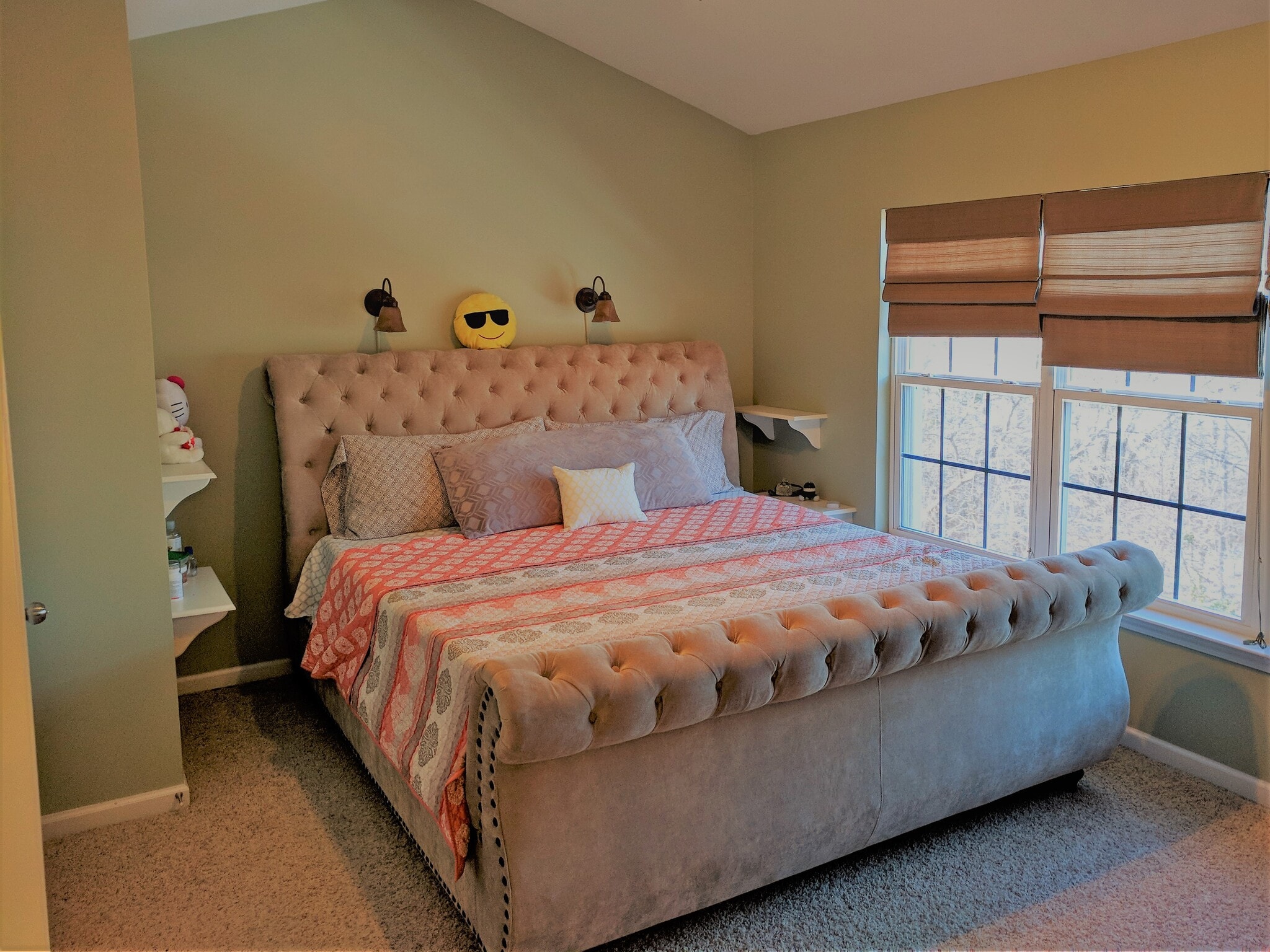 Master bed - 9792 Wlakers Glen DR NW