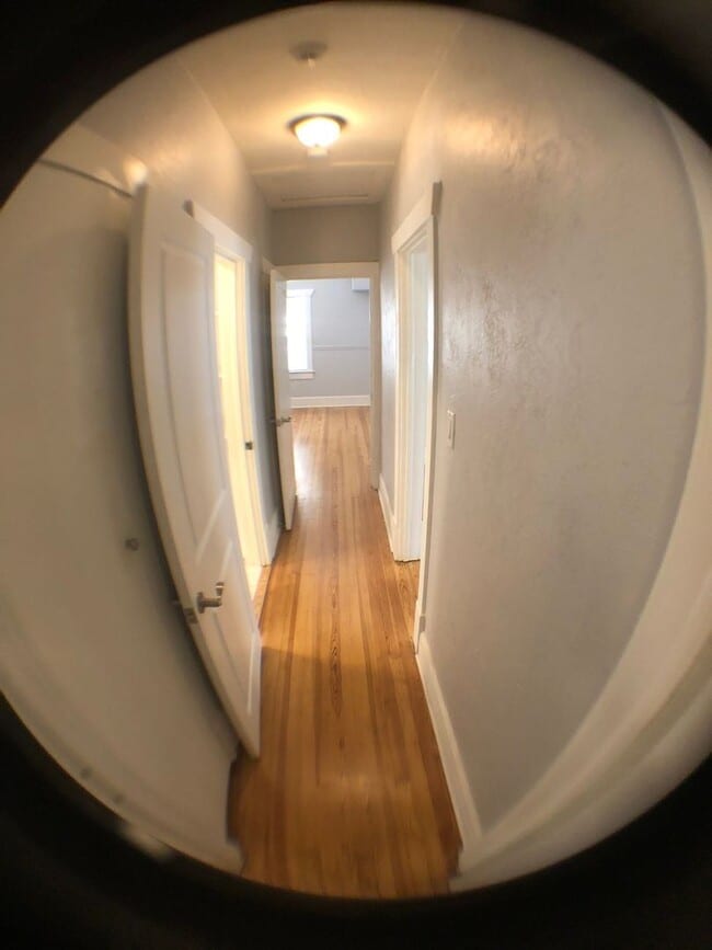 Building Photo - 4130 1st Ave S