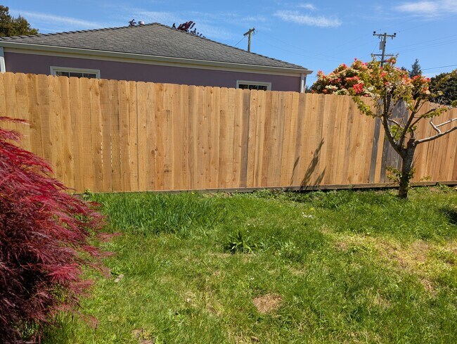 Building Photo - 3785 G St