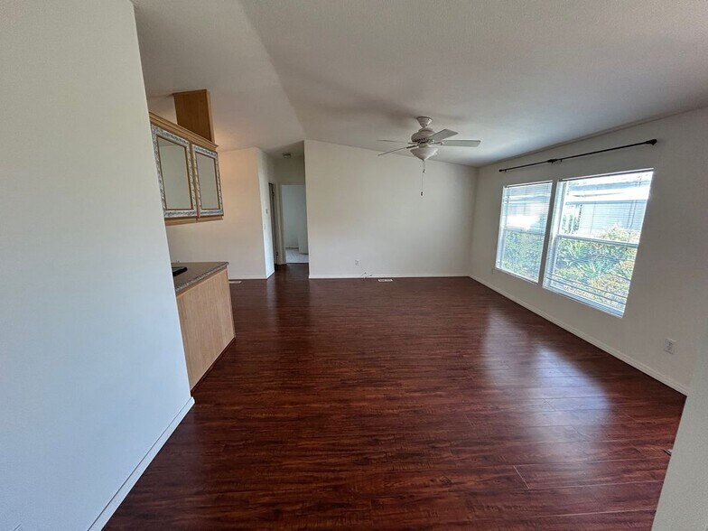 Building Photo - 24 Gitana Ave