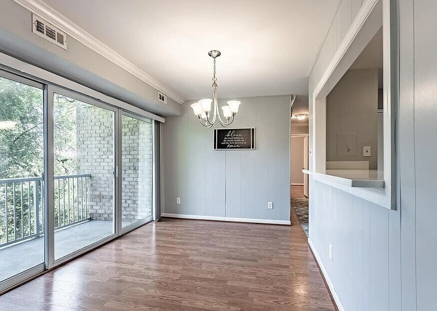 Building Photo - 2908 Kings Chapel Rd