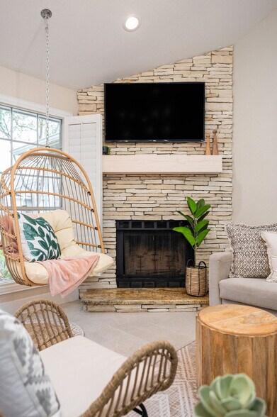Building Photo - 2947 High Plains Dr