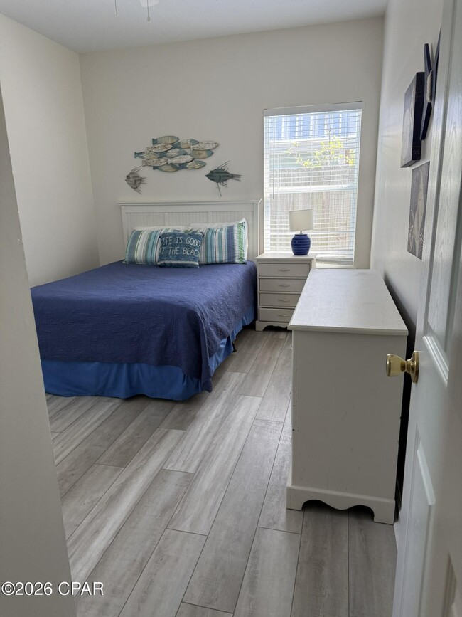 Building Photo - 7908 Sunset Ave