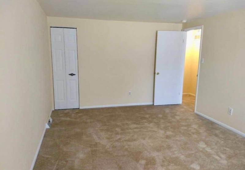 Building Photo - 743 Jackson St