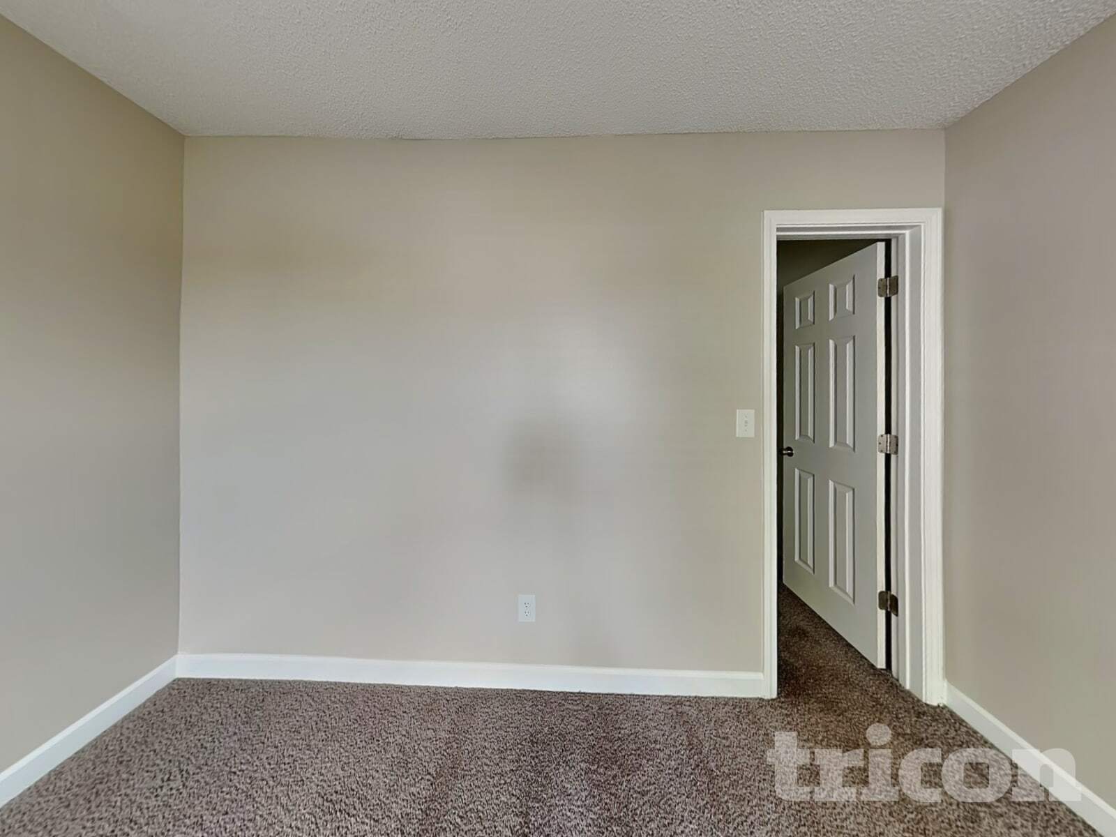 Building Photo - 1024 Crowders Woods Dr