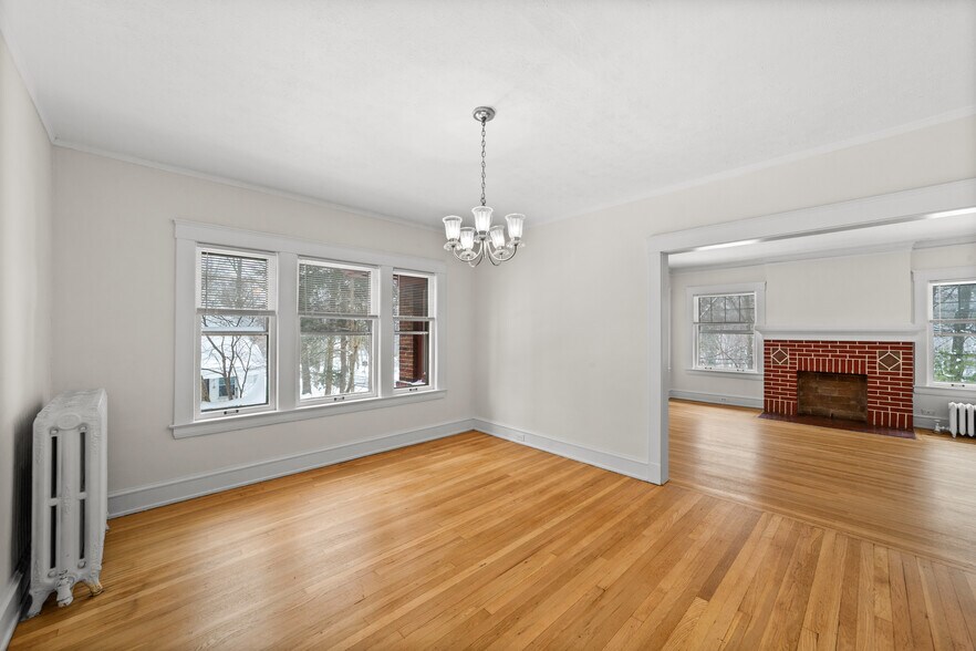 Building Photo - 14308 Superior Rd