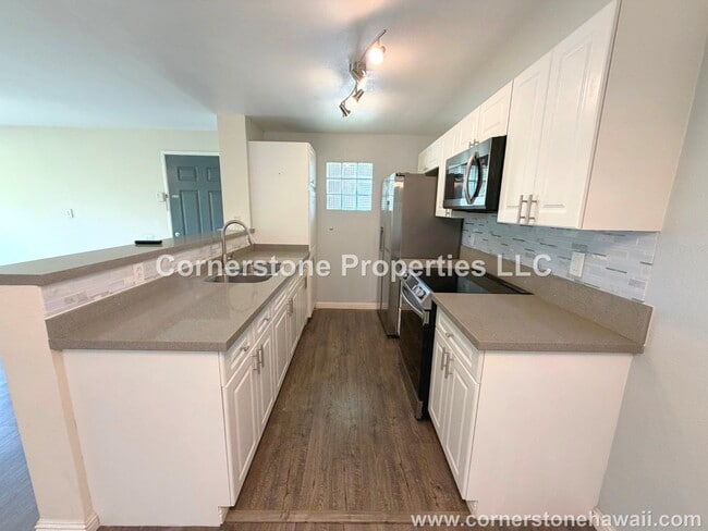 Building Photo - 91-1201-1201 Kaneana St