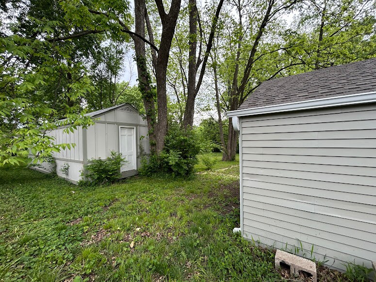Building Photo - 10404 E 34th St S