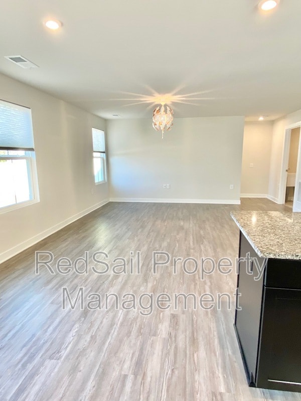 Building Photo - 6677 Jackson Cole Cir