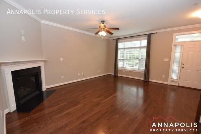 Building Photo - 102 Carraway Ln