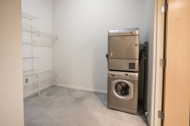 Building Photo - Loft Style One Bed Coming Soon