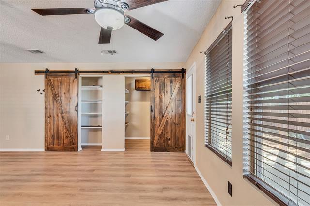 Building Photo - 2124 Blanco Ln