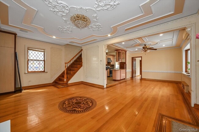 Building Photo - 63-42 Alderton St