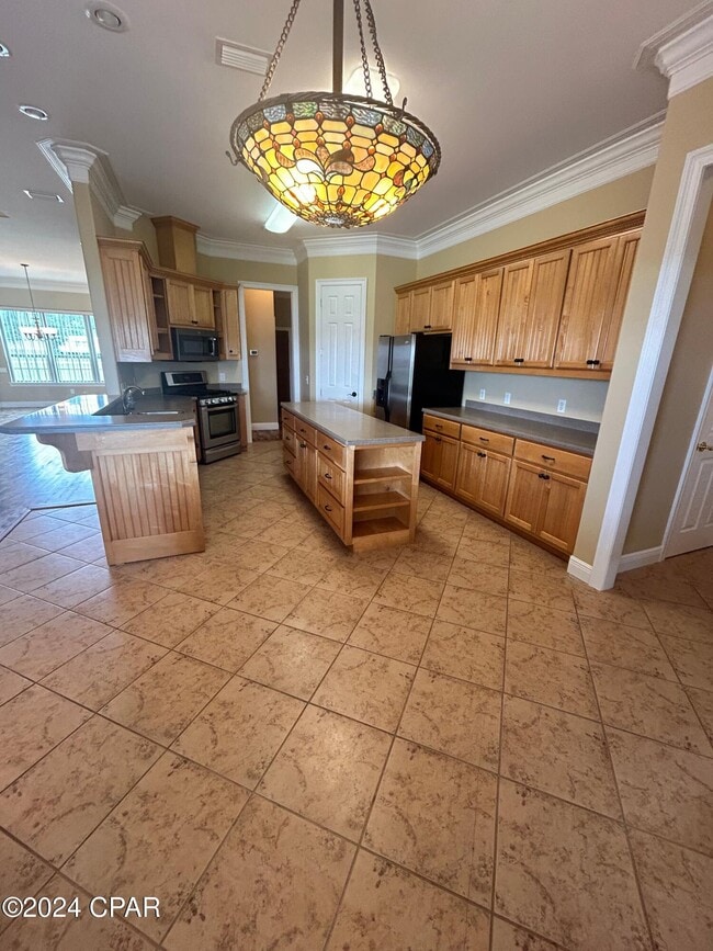 Building Photo - 7134 Bay Crest Rd