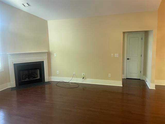 Building Photo - 142 Edgewood Ct