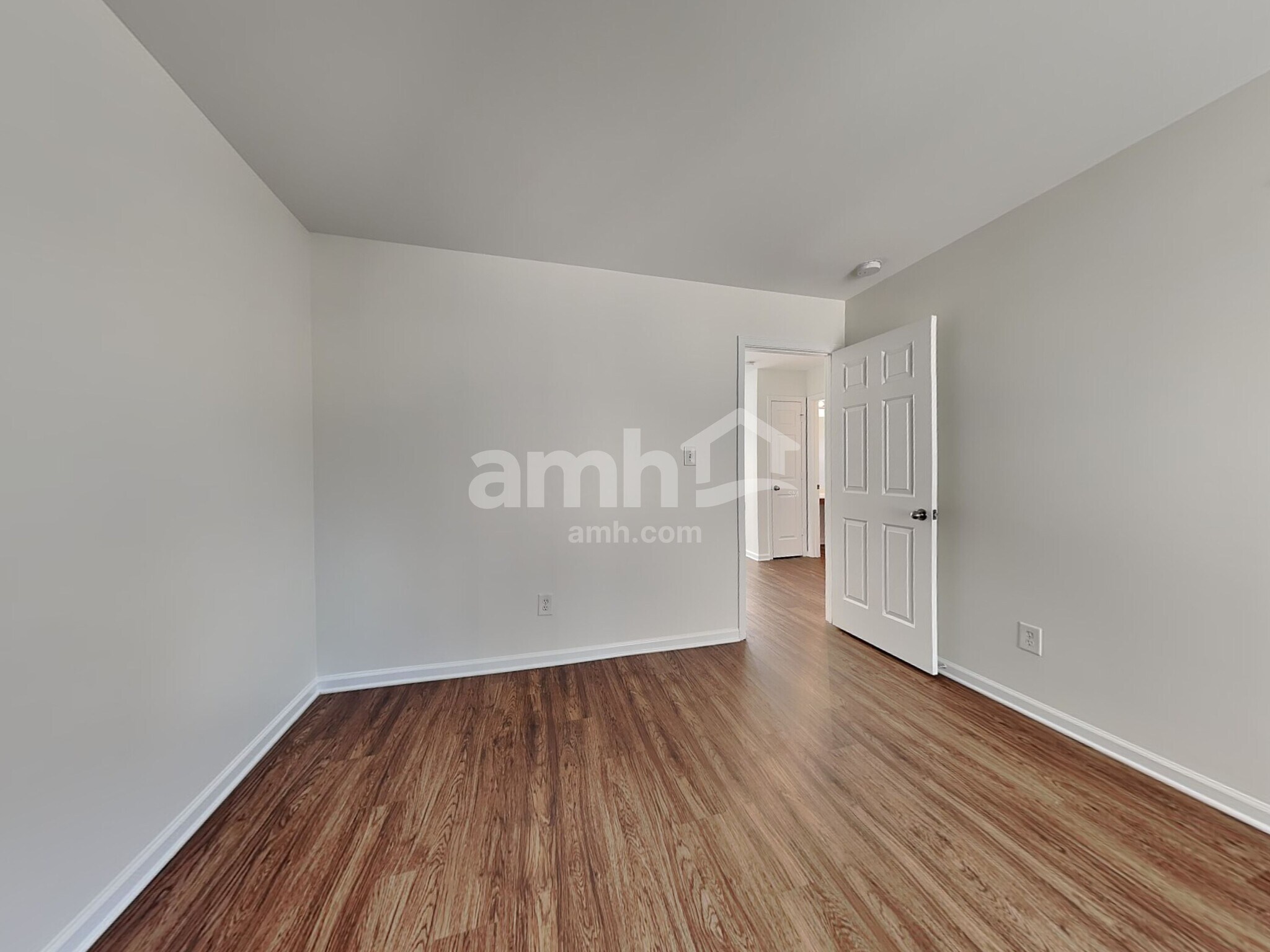 Building Photo - 14820 Havasu St