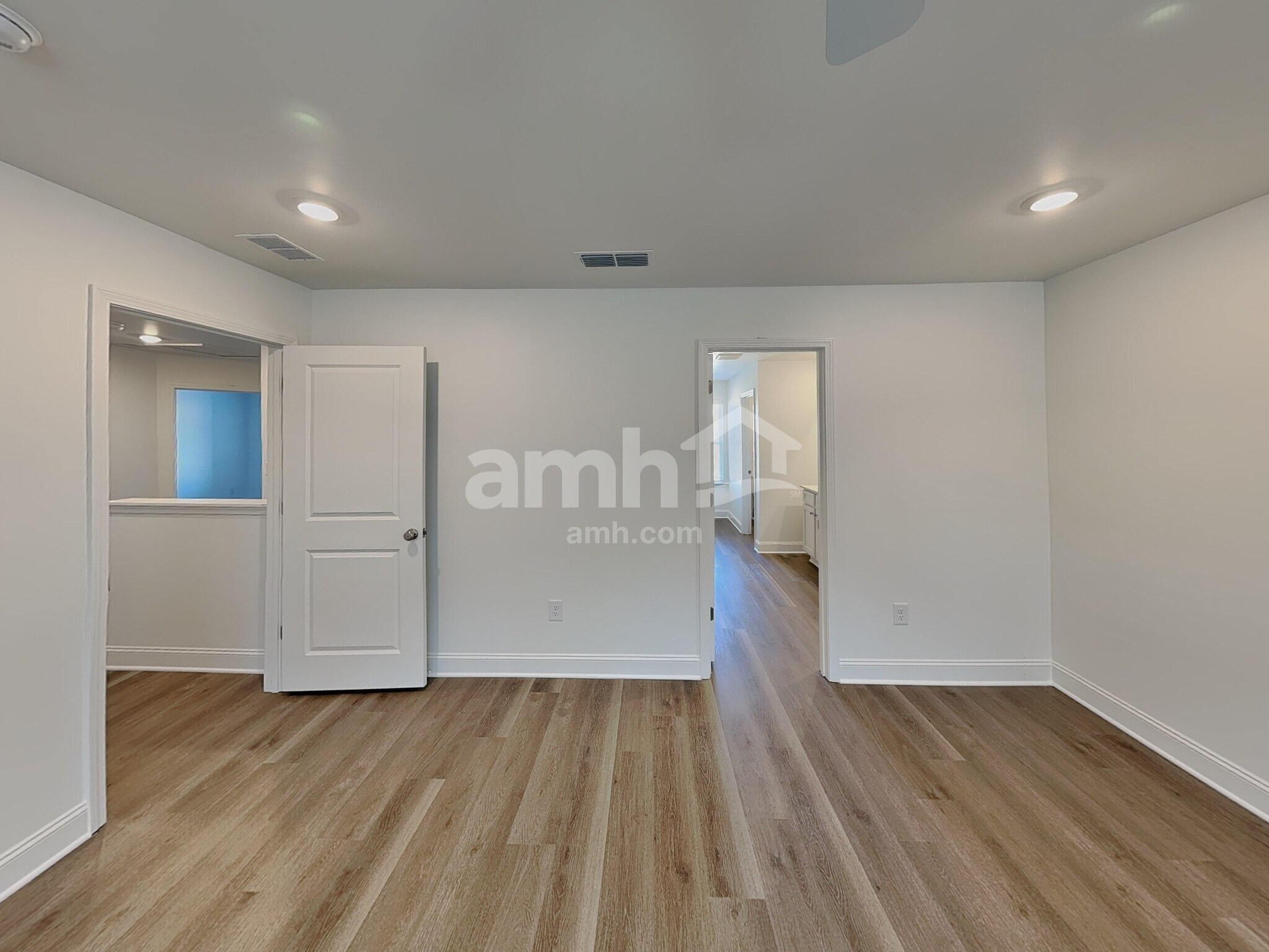 Building Photo - 1409 Aquamarine Dr