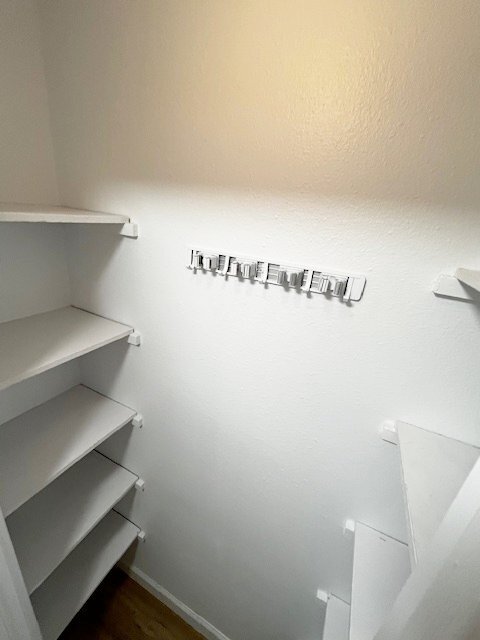 Building Photo - 3300 S Clarkson St