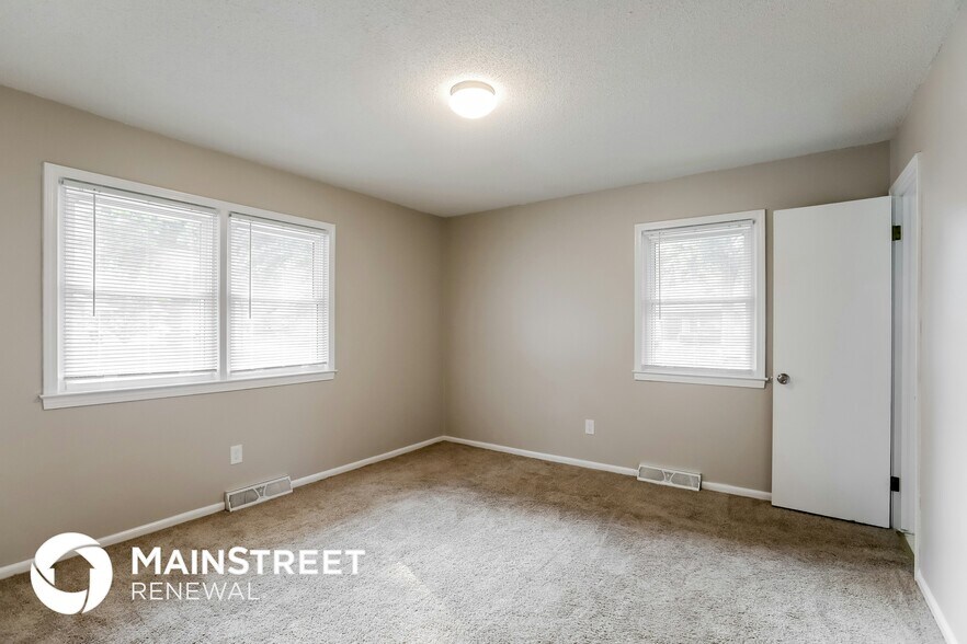 Building Photo - 516 Concord St