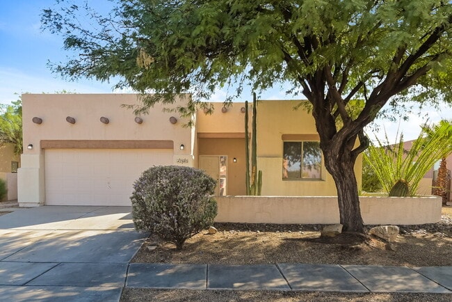 Building Photo - 7685 E Placita Luna Preciosa