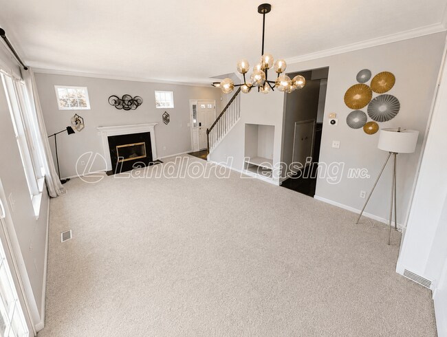 Building Photo - 33317 Fairport Dr