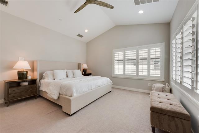 Building Photo - 2107 Bennett Ave