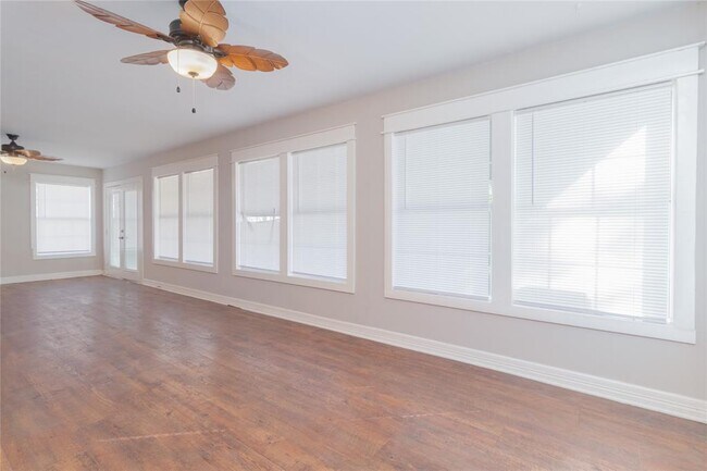 Building Photo - 4406 Rosegate Dr