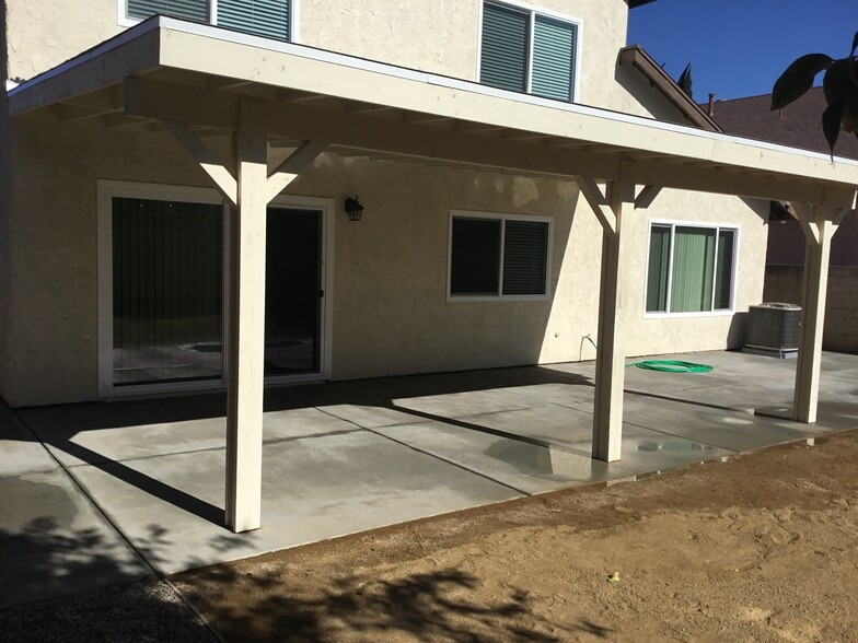 Building Photo - 20234 Blythe St