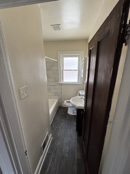 Building Photo - 2408 Moerlein Ave