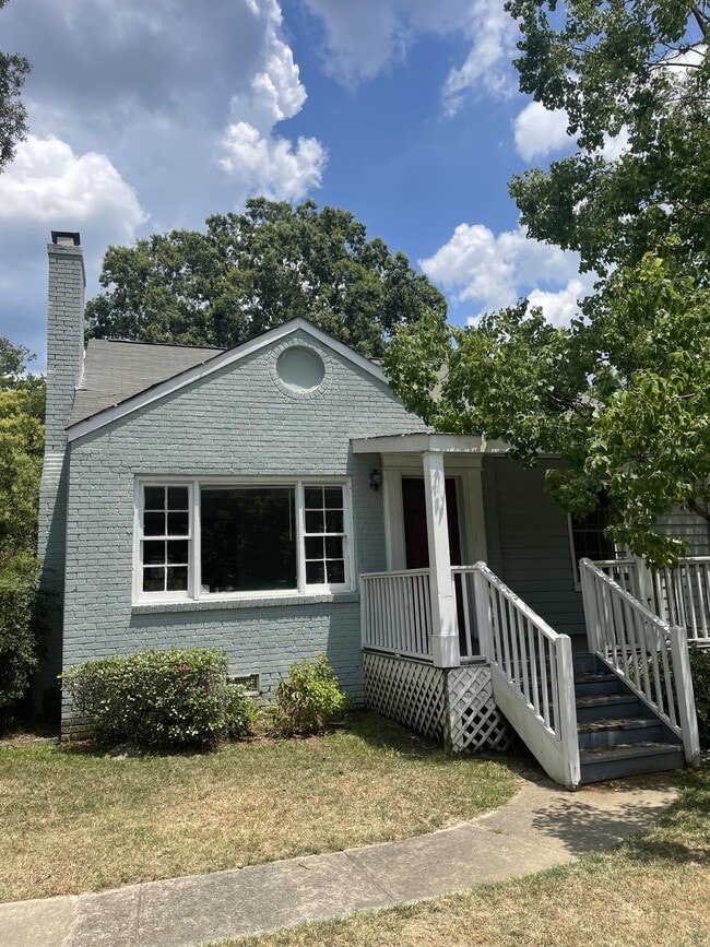 Building Photo - 2039 Wilhelmina Ave